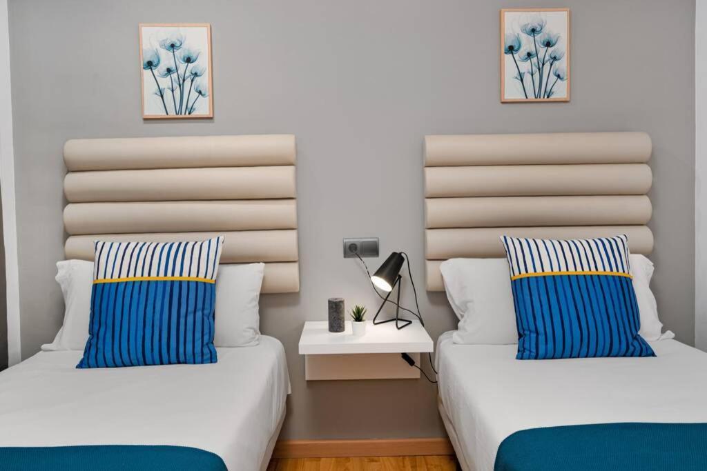 Lodging Apartments Villa De Gracia 2 Bedroom Cozy Apartment Барселона Экстерьер фото